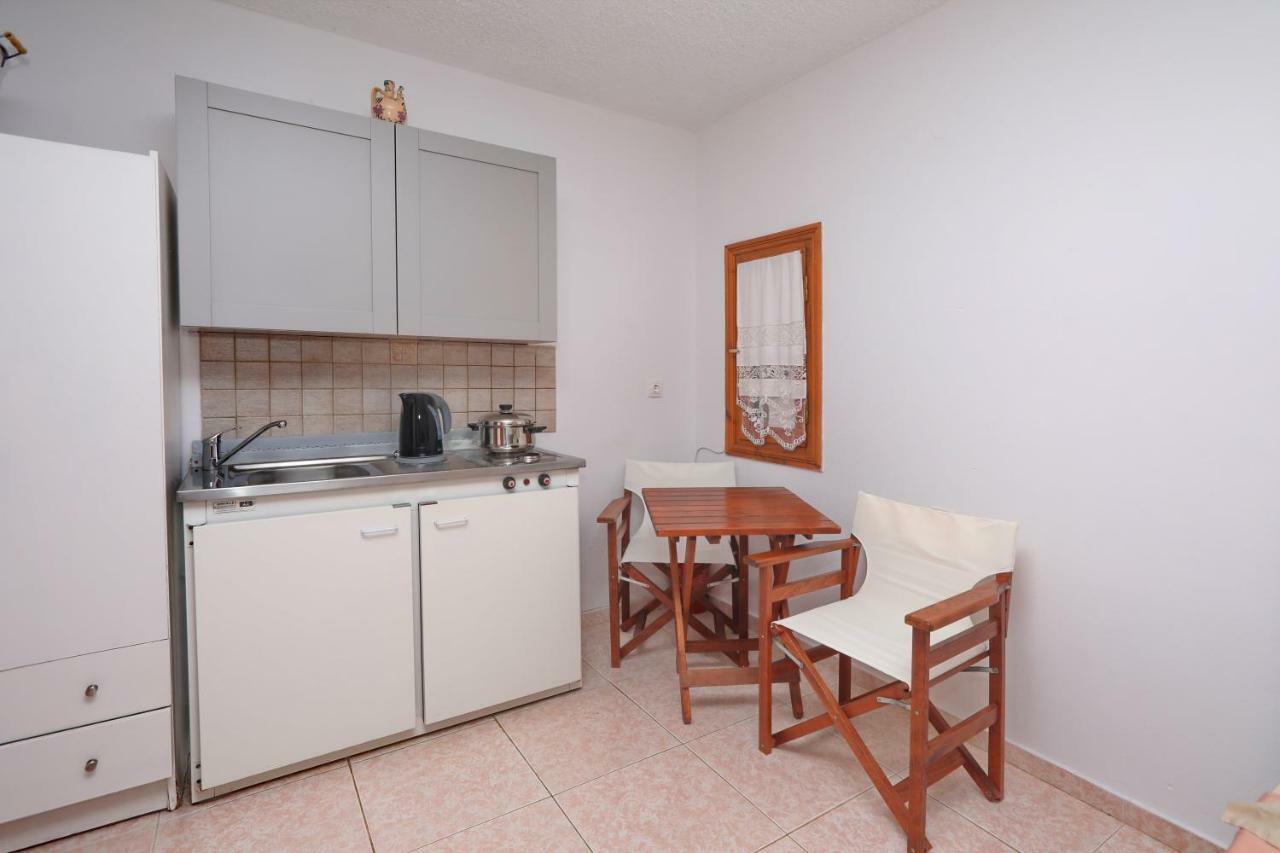 Marlitsis Apartments & Studios Skopelos Town Exterior photo
