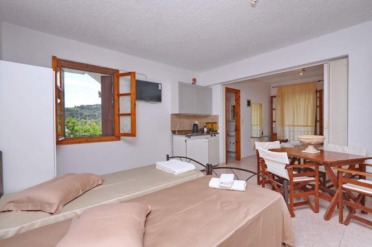 Marlitsis Apartments & Studios Skopelos Town Exterior photo
