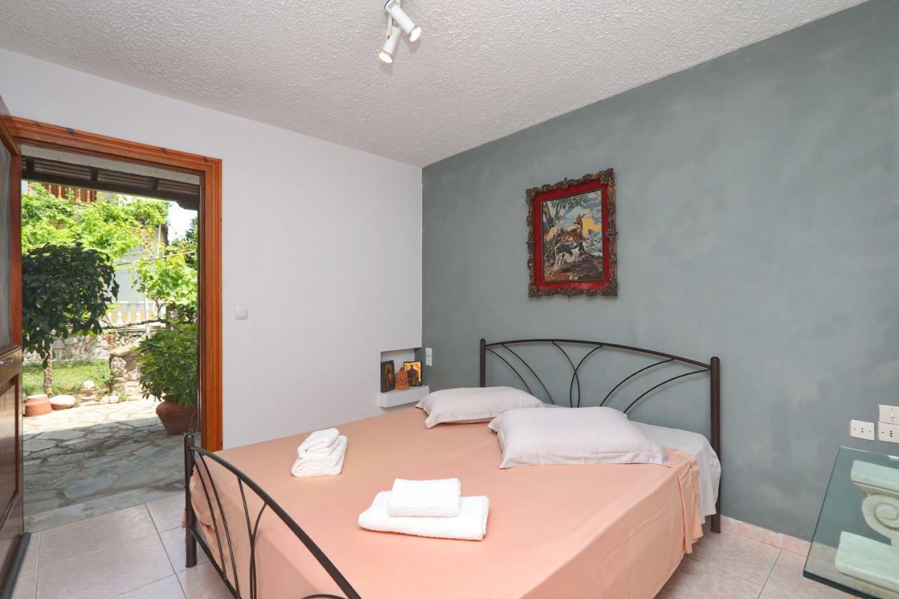 Marlitsis Apartments & Studios Skopelos Town Exterior photo