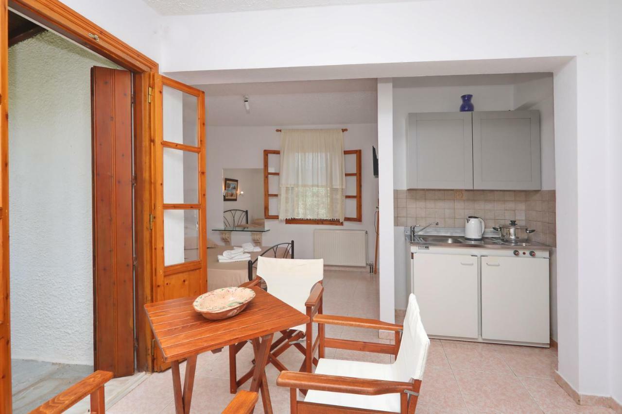 Marlitsis Apartments & Studios Skopelos Town Exterior photo